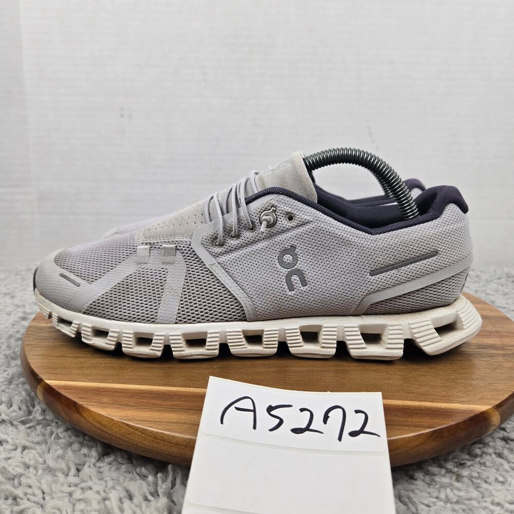 On Running Mens 8.5 Cloud 5 Glacier Gray Daily Casual Athletic Gym Running Shoe